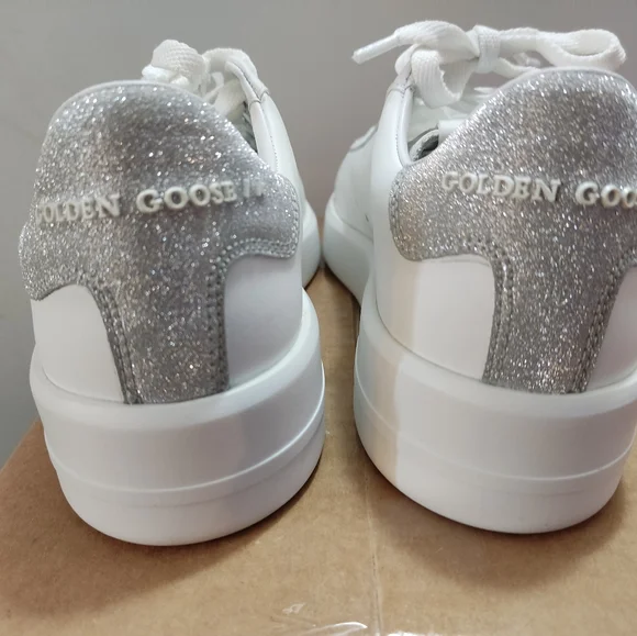 Golden Goose - Picture 3 of 8